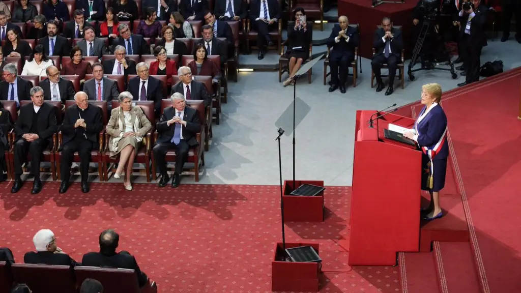 DBPxMfaWAAAmVpu ,EntrepreNerd