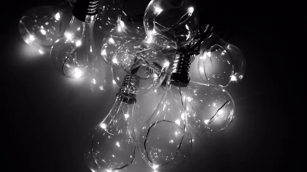 black white 2121342 1280 ,EntrepreNerd