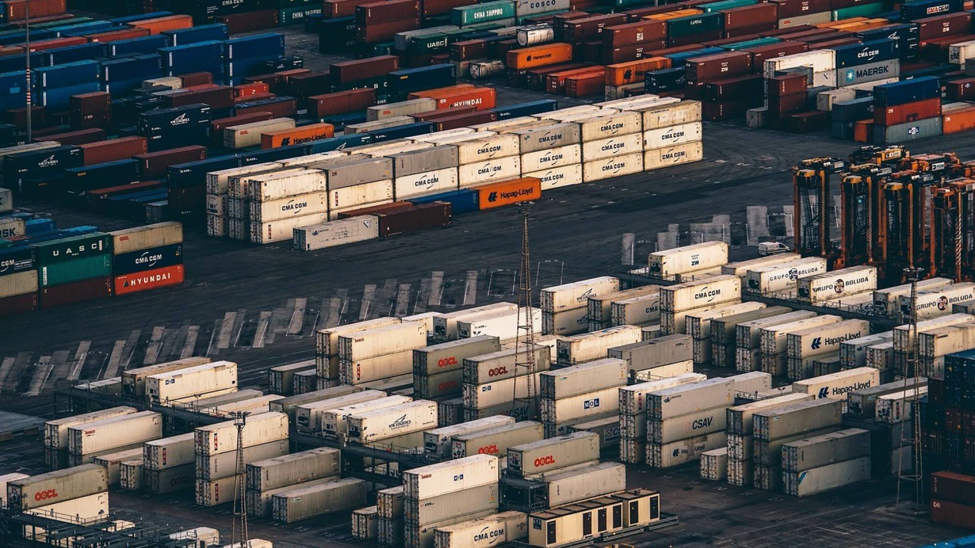 container 2602812 1280, EntrepreNerd