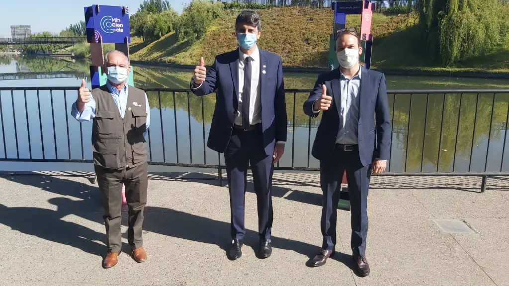 20201216 093428 1 ,EntrepreNerd