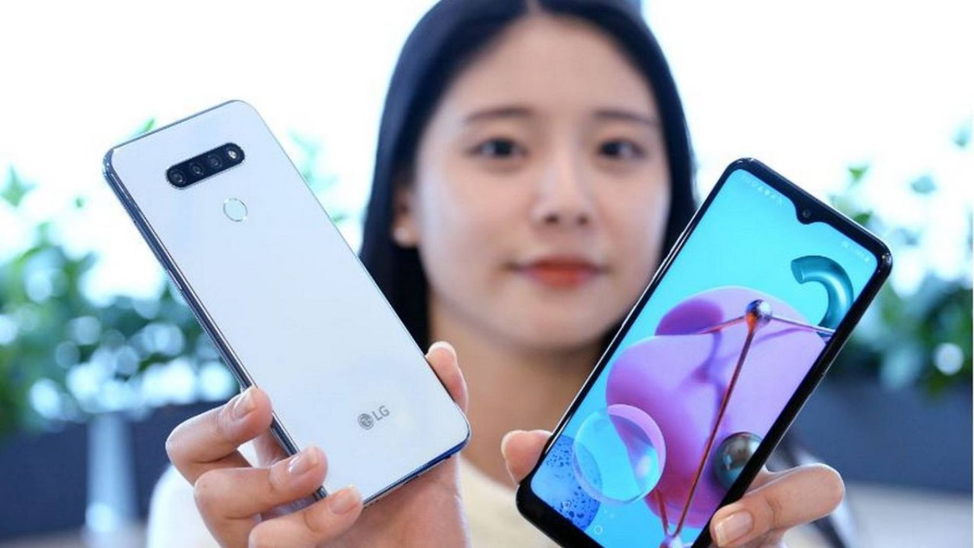 LG Q51, EntrepreNerd