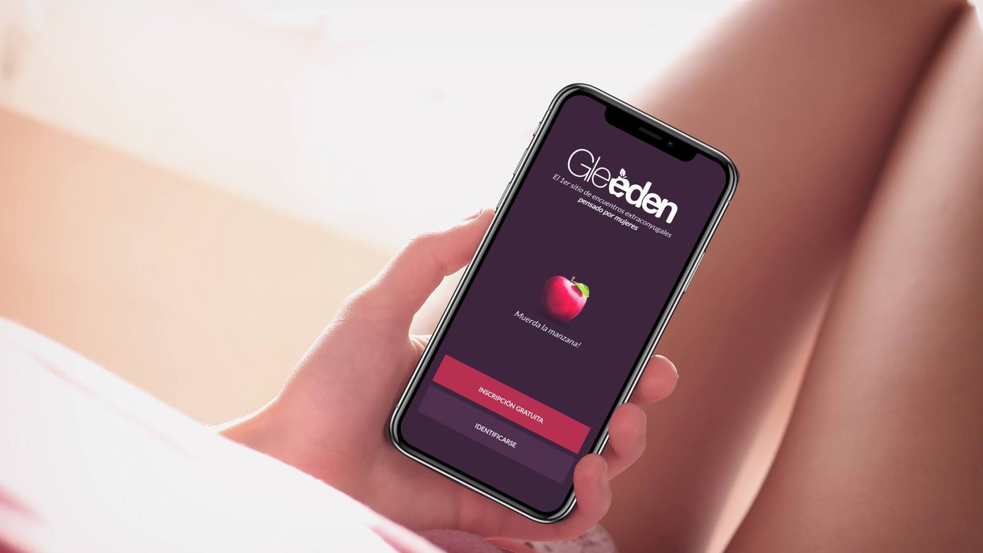 gleeden app hand 03, EntrepreNerd
