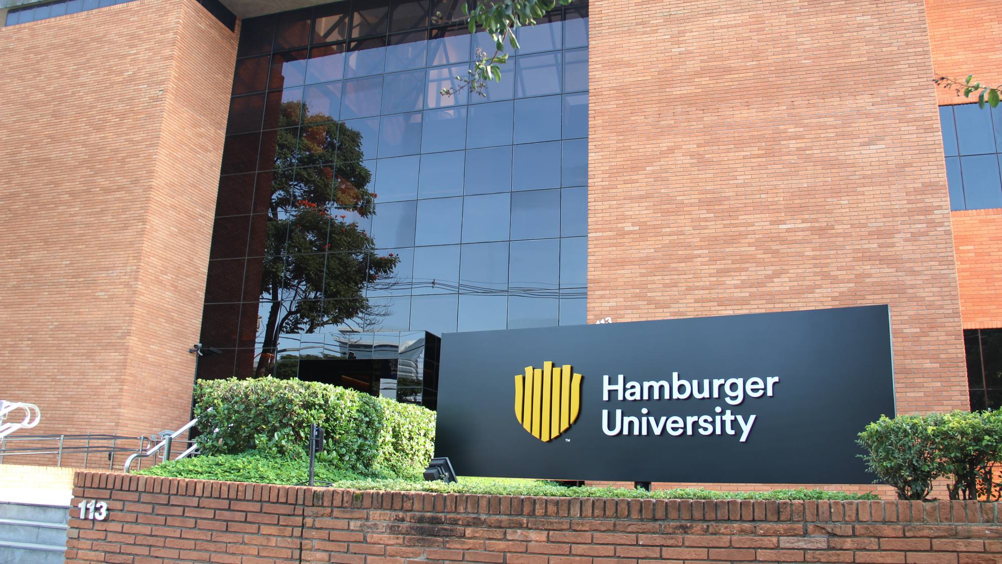 01 Hamburguer University, EntrepreNerd