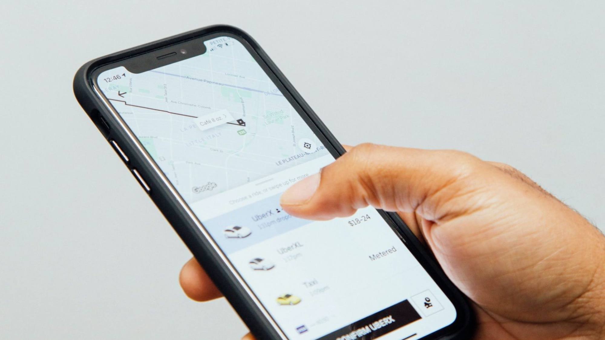 charles deluvio 6OF Ly 5oJY  e1629863082464, Unsplash