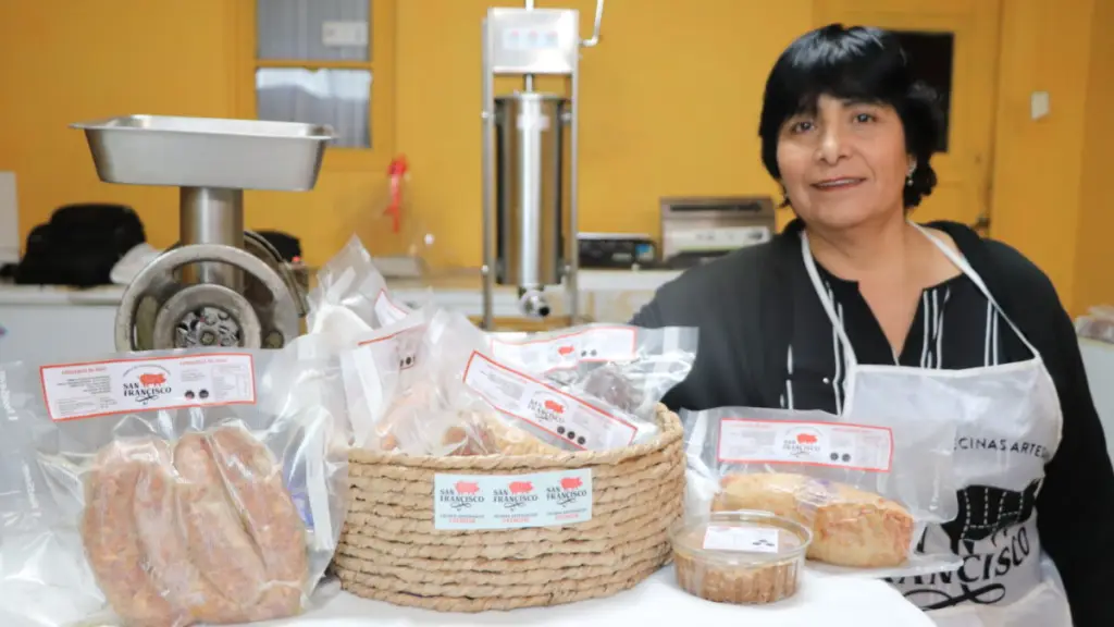 IMG 0033 G 1 e1637889696122 ,EntrepreNerd