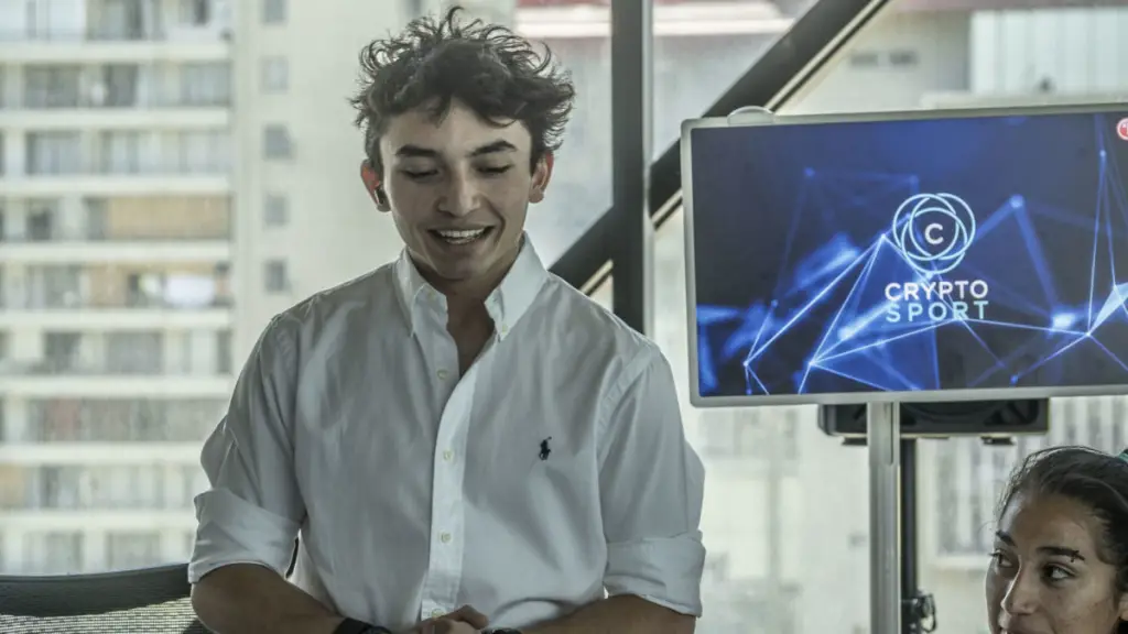 VCL00563 e1638328032707 ,EntrepreNerd