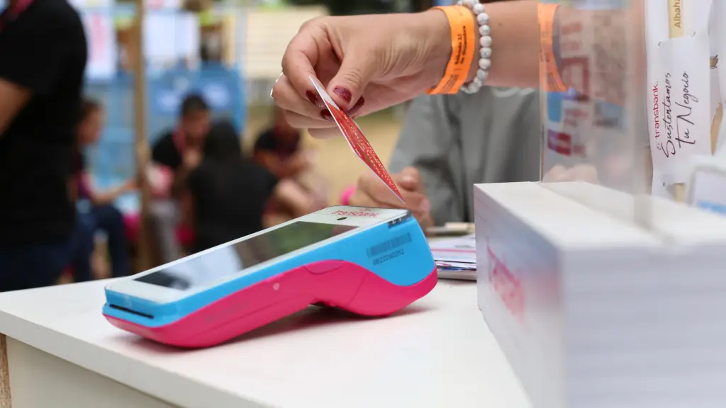 Foto pago con tarjeta 2 ,EntrepreNerd