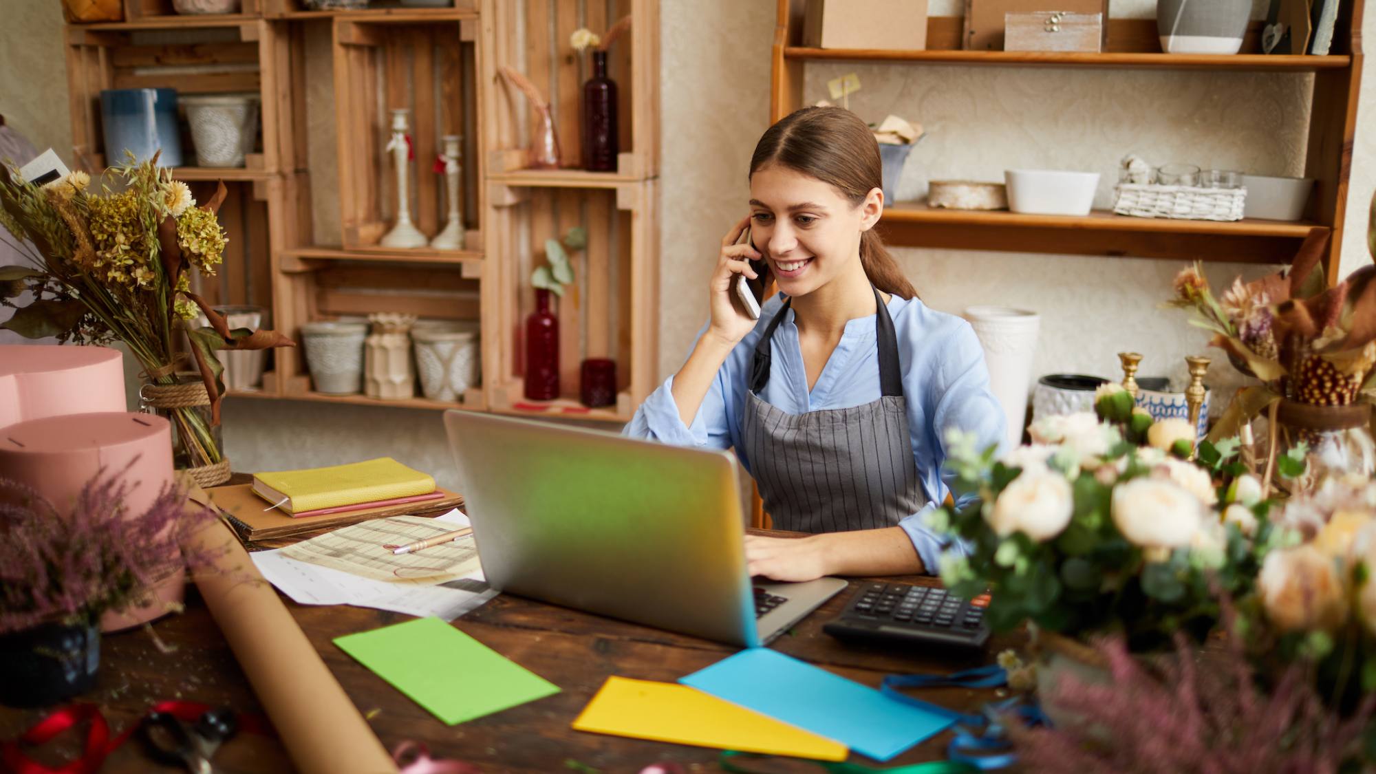 young businesswoman managing shop 2021 09 24 04 01 48 utc 1, EntrepreNerd