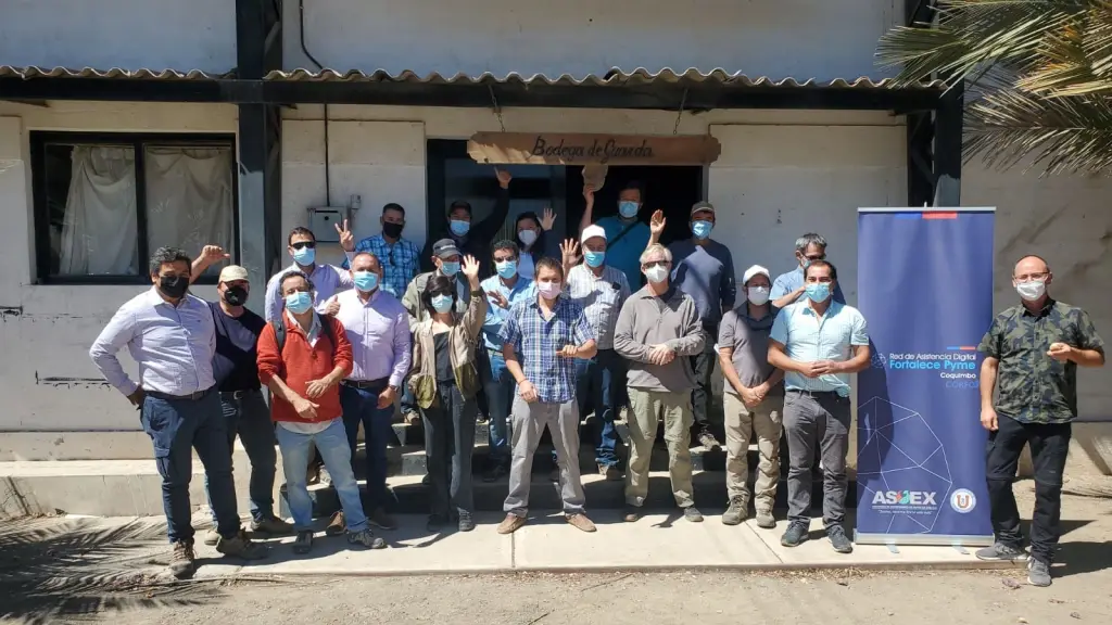 FOTO 02 Taller Ovalle ,EntrepreNerd