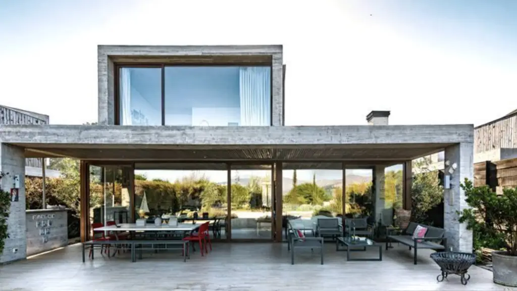 La Dolfina Cachagua ,EntrepreNerd