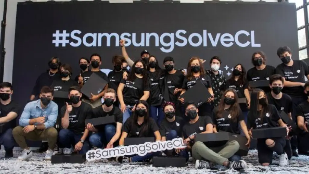 Solve for Tomorrow 3 704x334 1 ,EntrepreNerd