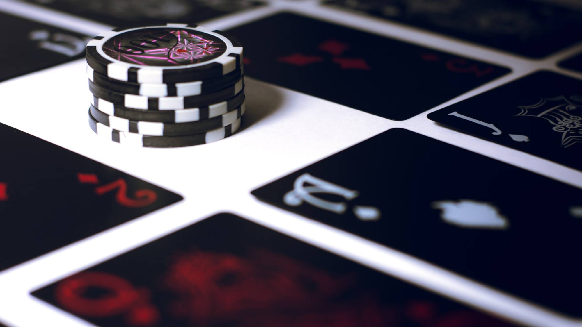 esteban lopez t5nQe65i1AQ , Unsplash