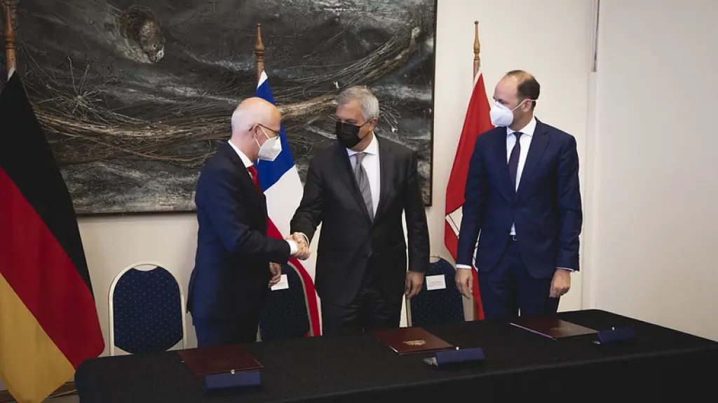 52308744081 357be76694 c ,EntrepreNerd