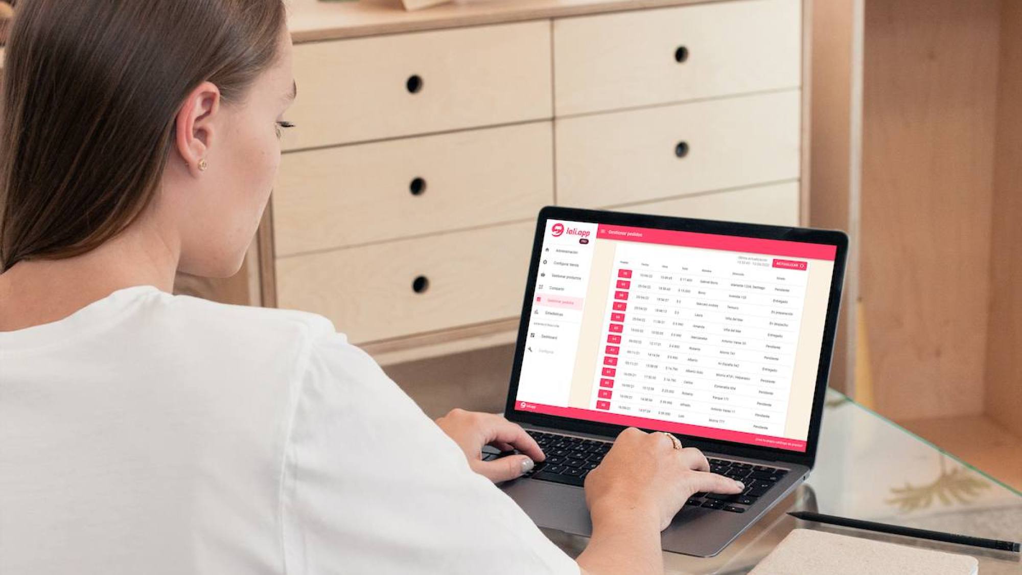 Lali Seguimiento de Pedidos, EntrepreNerd