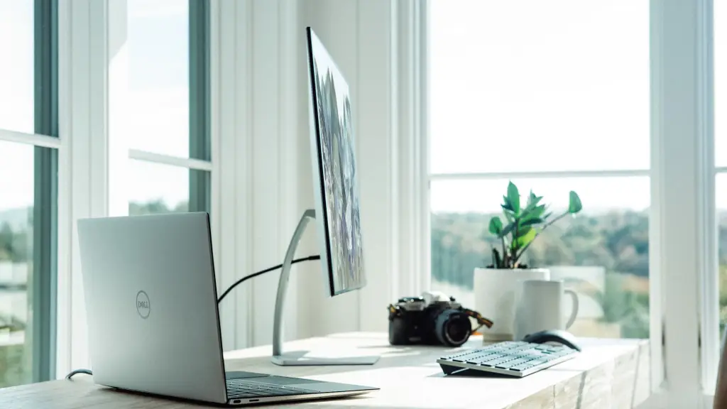 dell g2E2NQ5SWSU  ,Unsplash