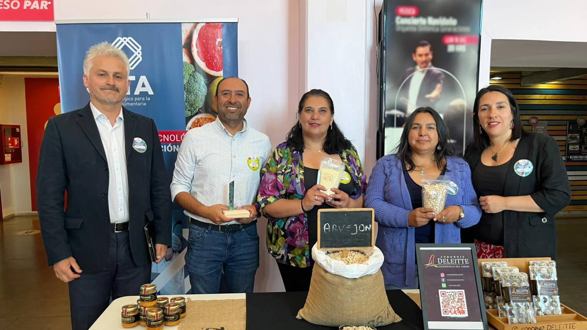 PHOTO 2022 12 14 16 27 34, EntrepreNerd