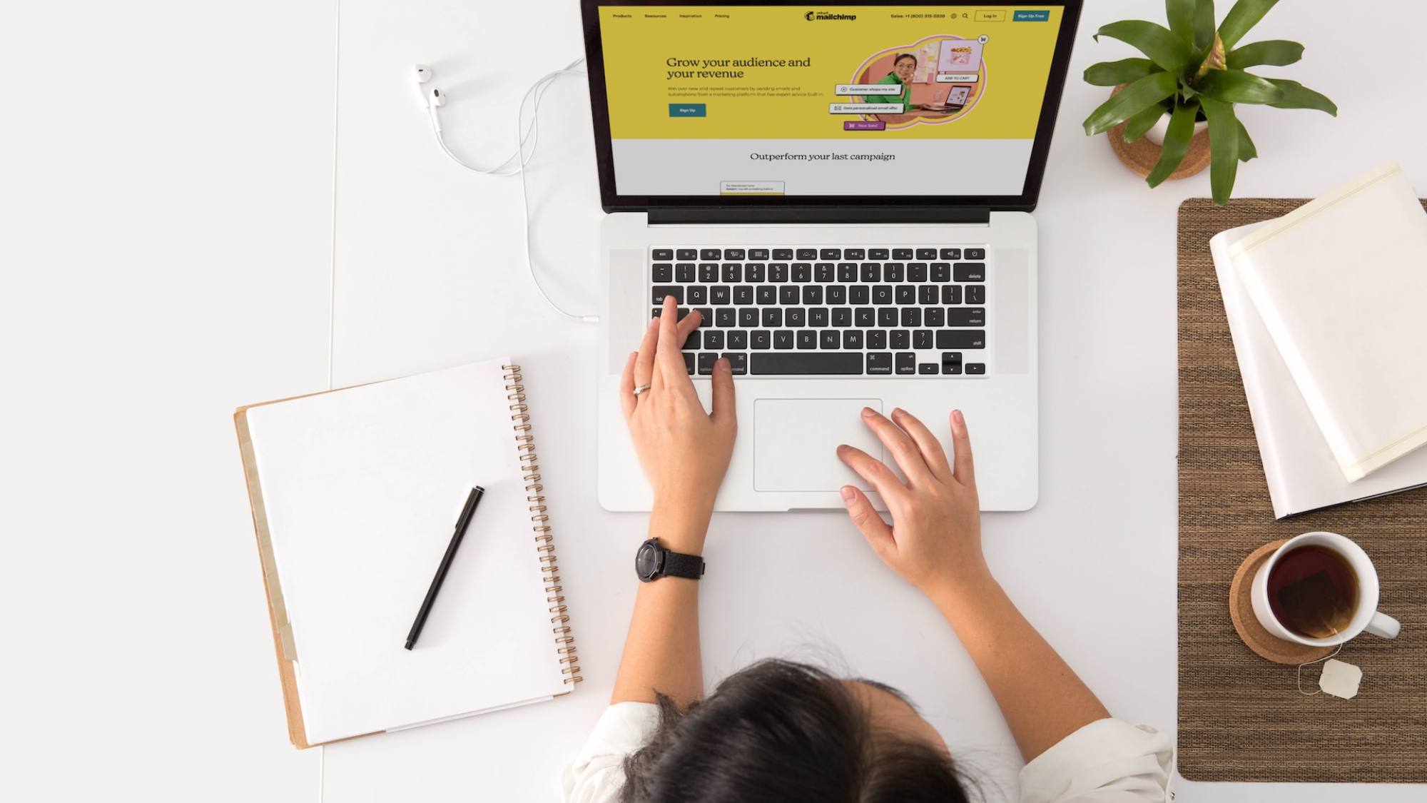 mailchimp 04X1Yp9hNH8 , Unsplash