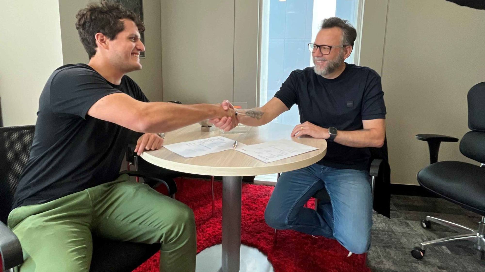 Cristobal Griffero CEO Fintoc y Paulo Paulek presidente U Payments Company e1672243127795, EntrepreNerd