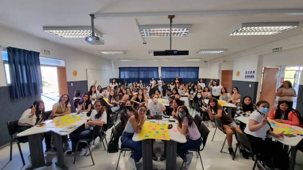 Foto 2 Campamento Ninas en STEM ,EntrepreNerd