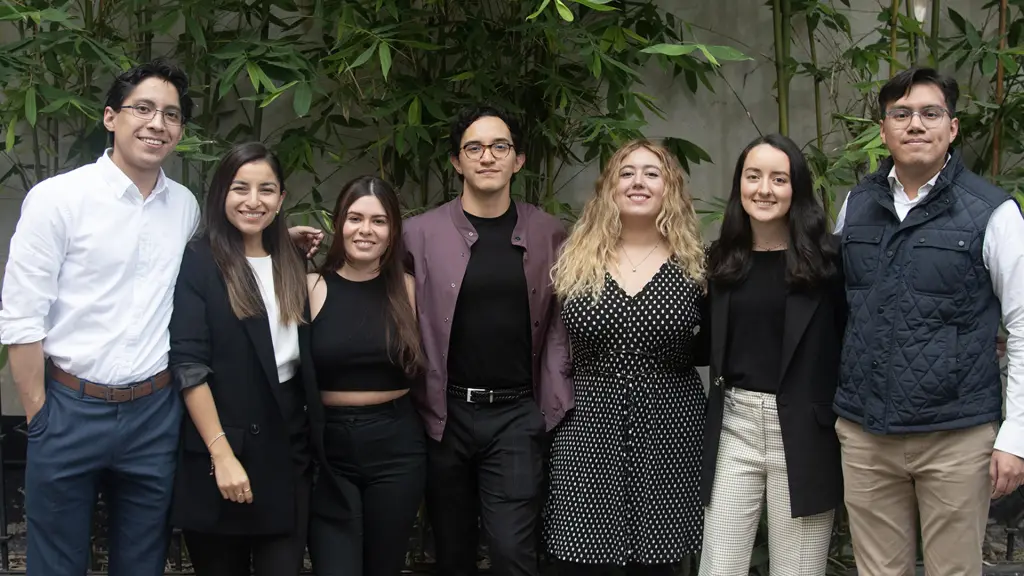 Village Capital LatAm Team 1 ,EntrepreNerd