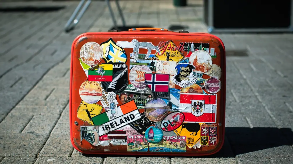 cj dayrit deYiWXOmRcM  ,Unsplash