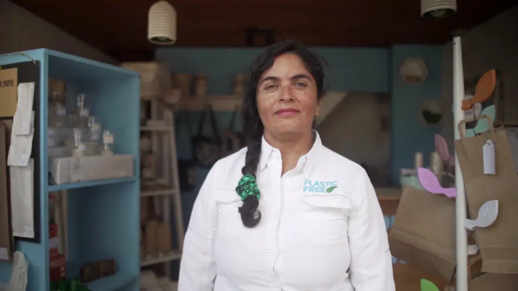YASNA JORQUERA PLASTIC FREE ,EntrepreNerd