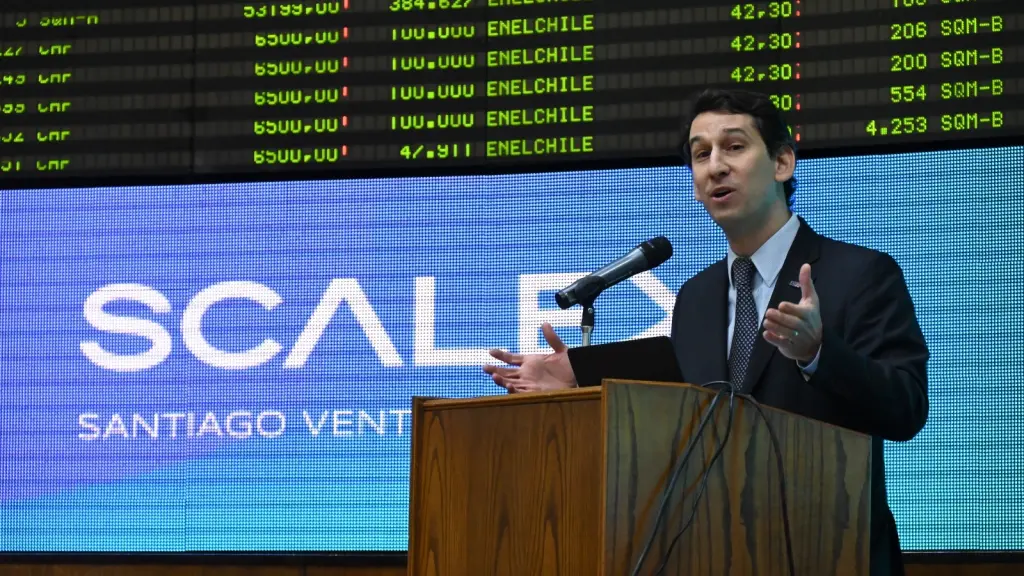 Francisco Meneses Grte Inversion y Financiamiento Corfo ,EntrepreNerd