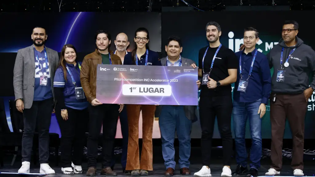 JR60273 ,EntrepreNerd