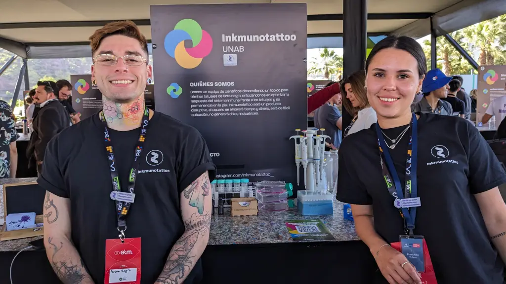 PXL 20231116 205016619 ,EntrepreNerd