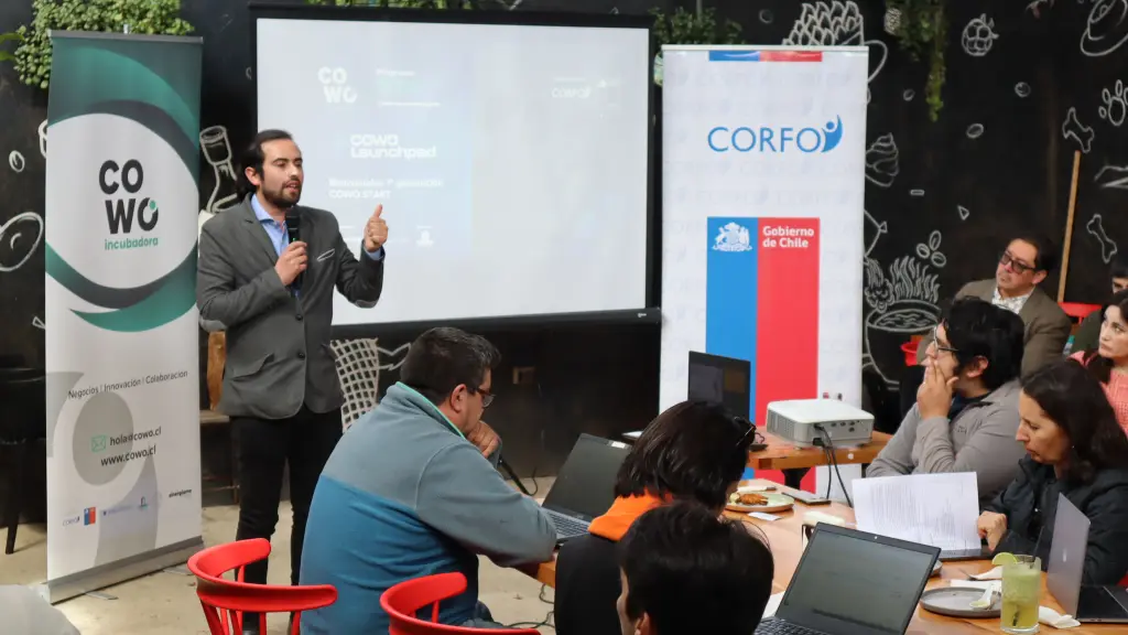 Alejandro Velasquez ,EntrepreNerd