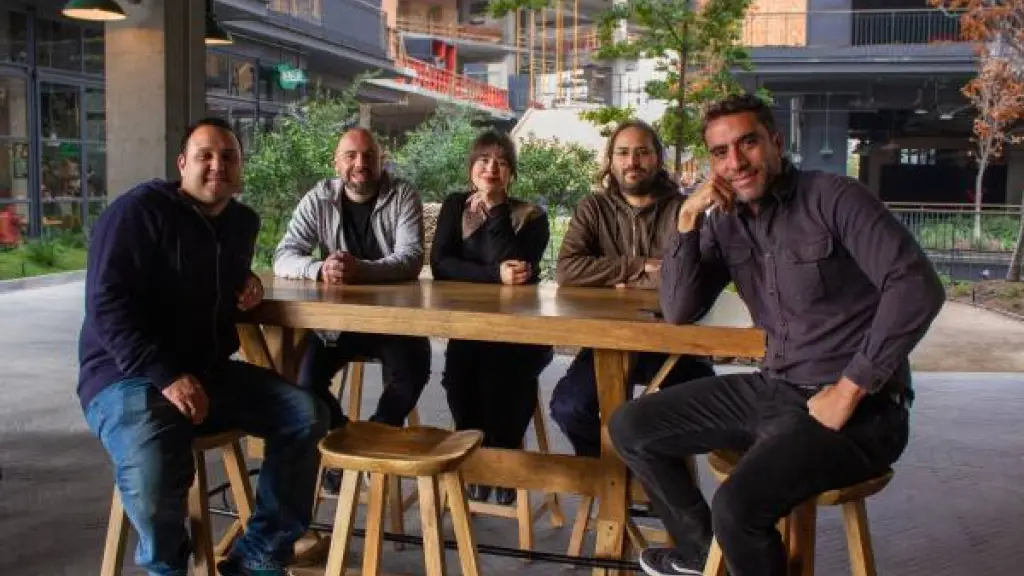 1 Zamper ,EntrepreNerd