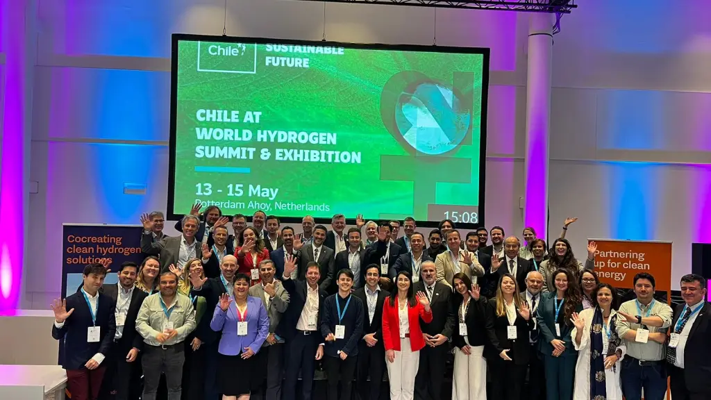 53719533478 d2b323f03c h ,EntrepreNerd