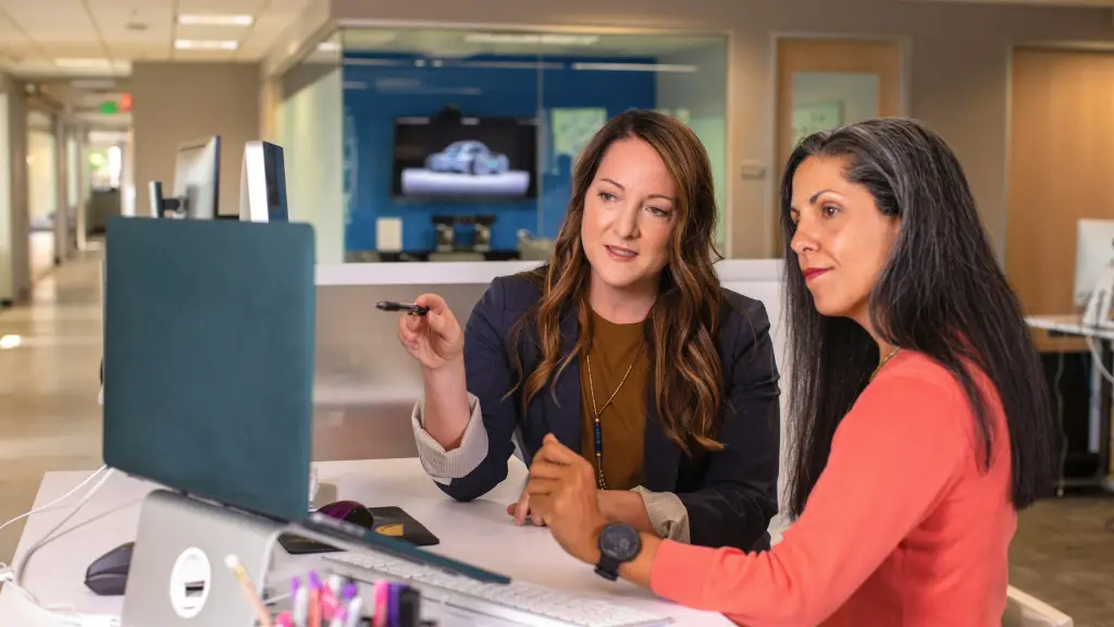 RANDSTAD LRMCOMUNICACIONES ,EntrepreNerd