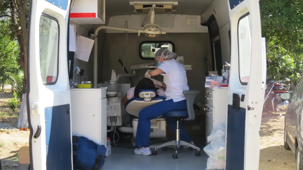 Odontomovil 2 ,EntrepreNerd