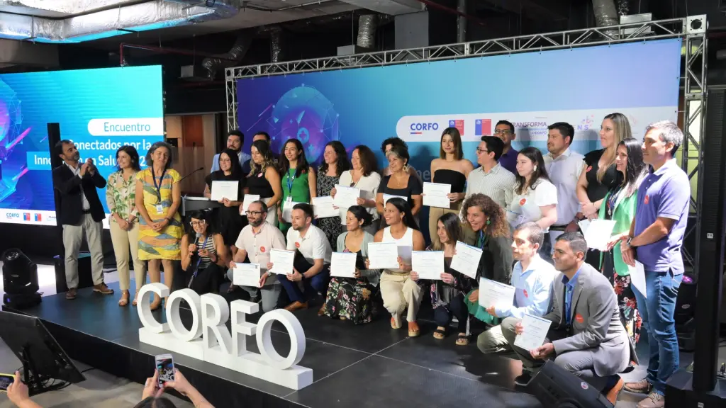 Masiva asistencia en entrega de hoja de ruta del Programa Transforma Innovación en Salud ,Gentileza