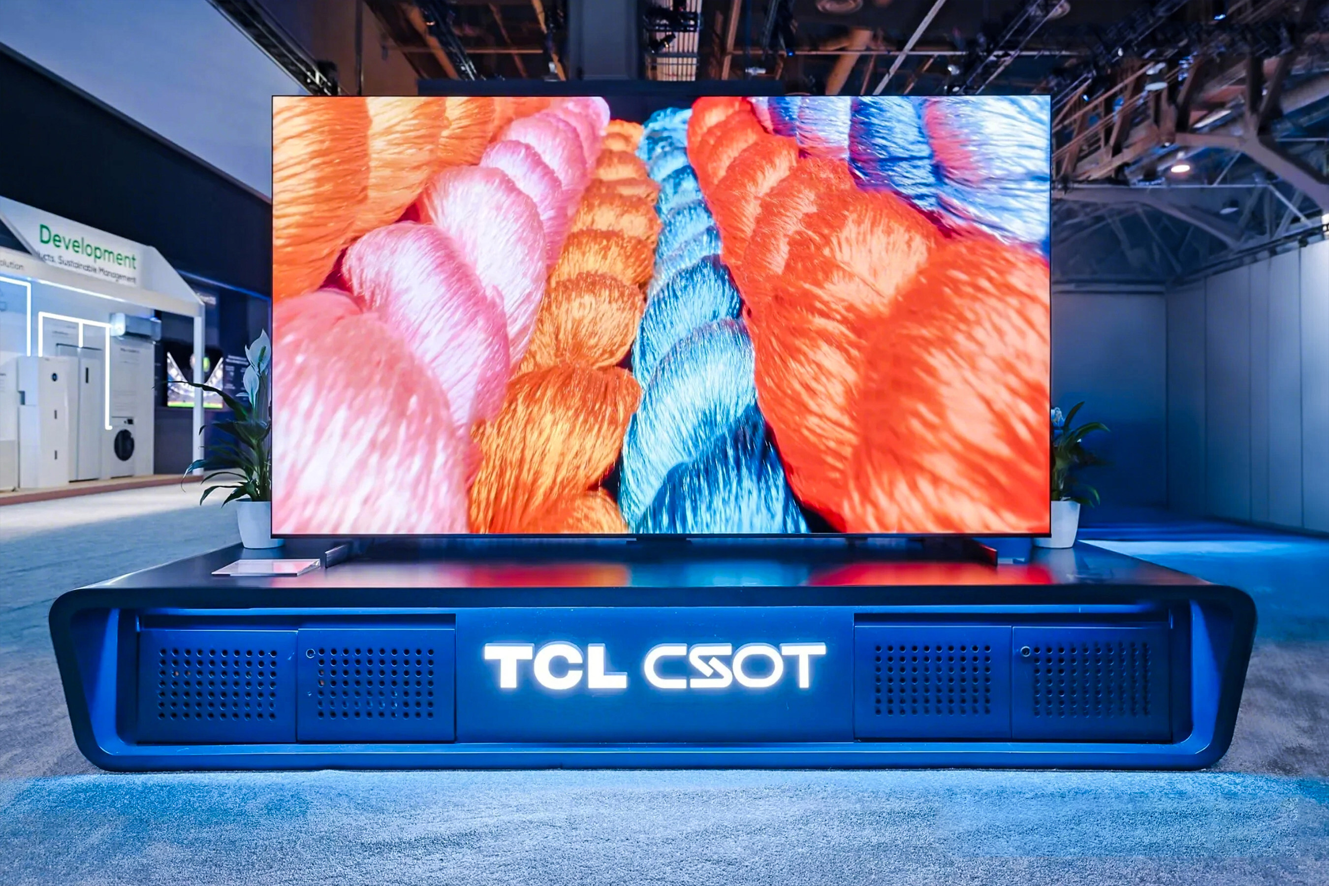 TCL revela sus innovaciones en CES 2025