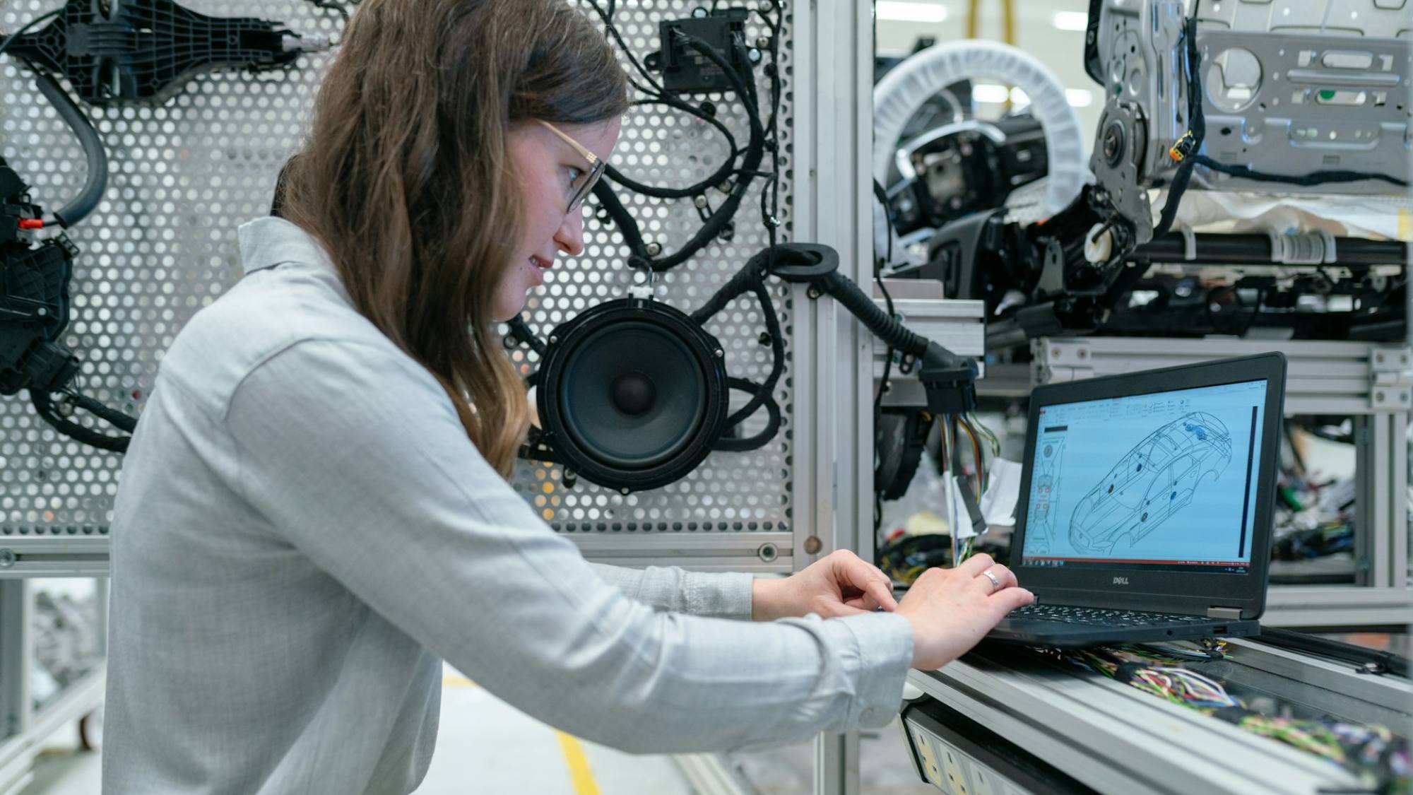 Con la alta demanda de talento STEM, aumentar la participación femenina en LATAM es más crucial que nunca, Unsplash