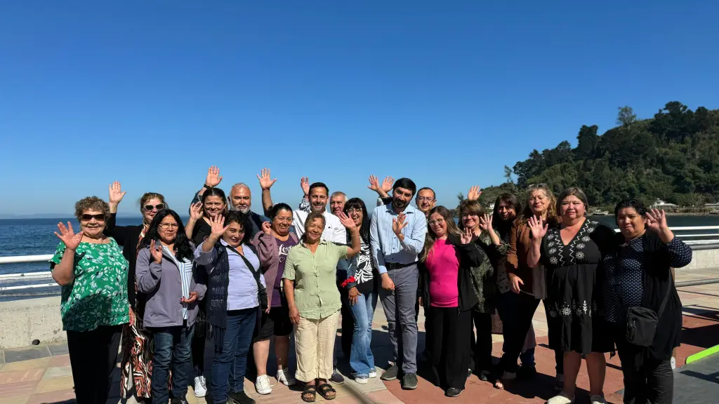 Sercotec entregó $70 millones para impulsar el fortalecimiento del Barrio Comercial Playa Colcura ,Gentileza