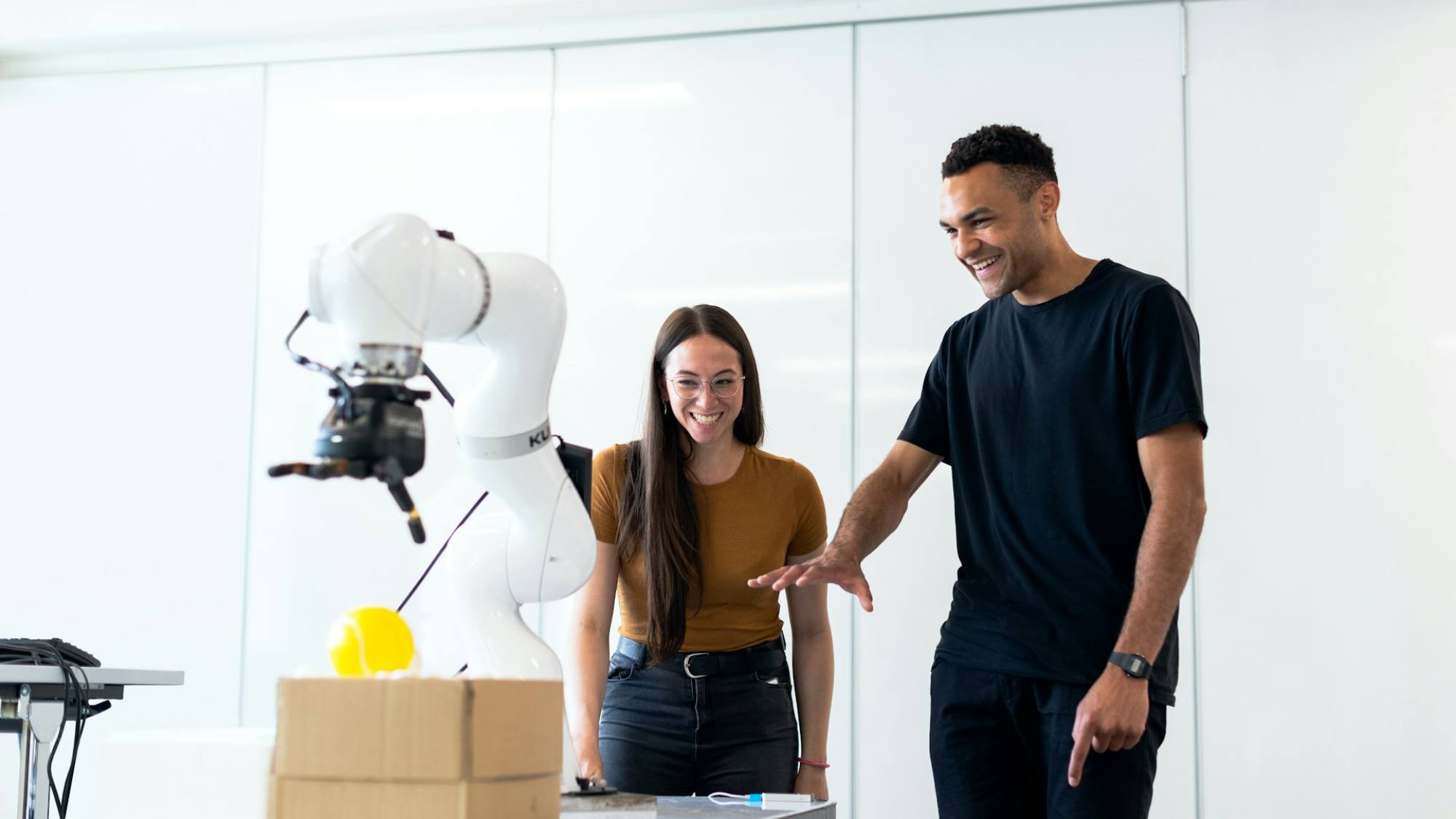 UNICOM+: Evento busca hacer “match” entre empresas y talentos internacionales en Turku, Unsplash