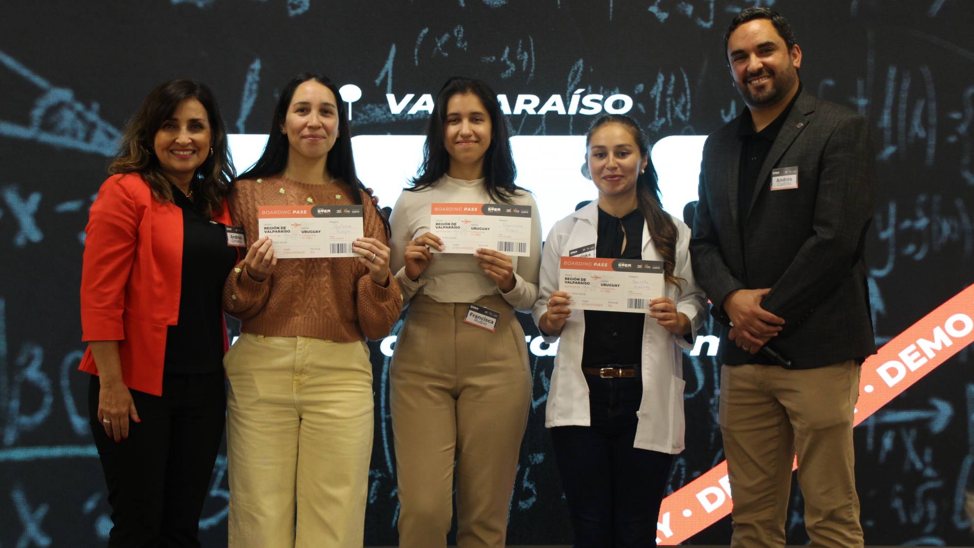 Emprendedoras STEM presentan innovadoras soluciones en Demo Day, 3ie