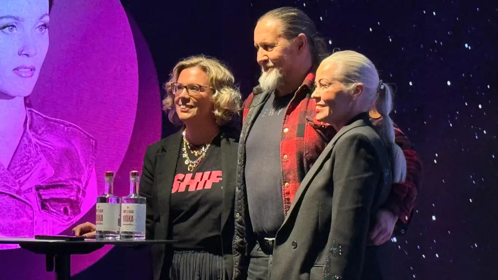 The real party starts with the evening events. Stay late  business reveals itself when the lights go down, Carita Varjonen, SHIFT CEO. ,Entnerd.com