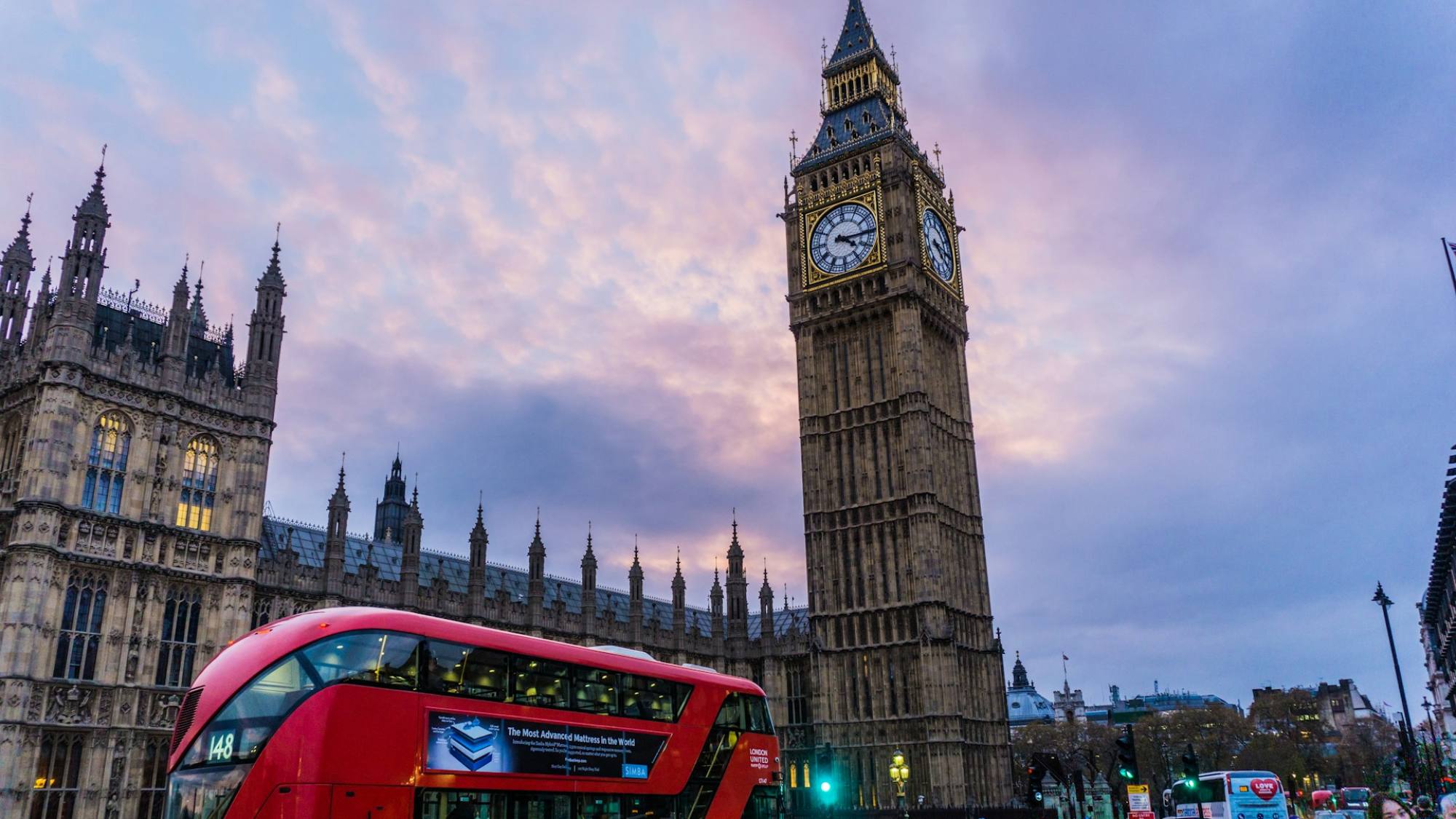 Five chilean startups will be present at London Tech Week 2025, Unsplash