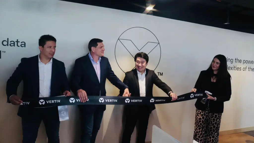 Vertiv inaugura un hub integrado en Bogotá ,Vertiv
