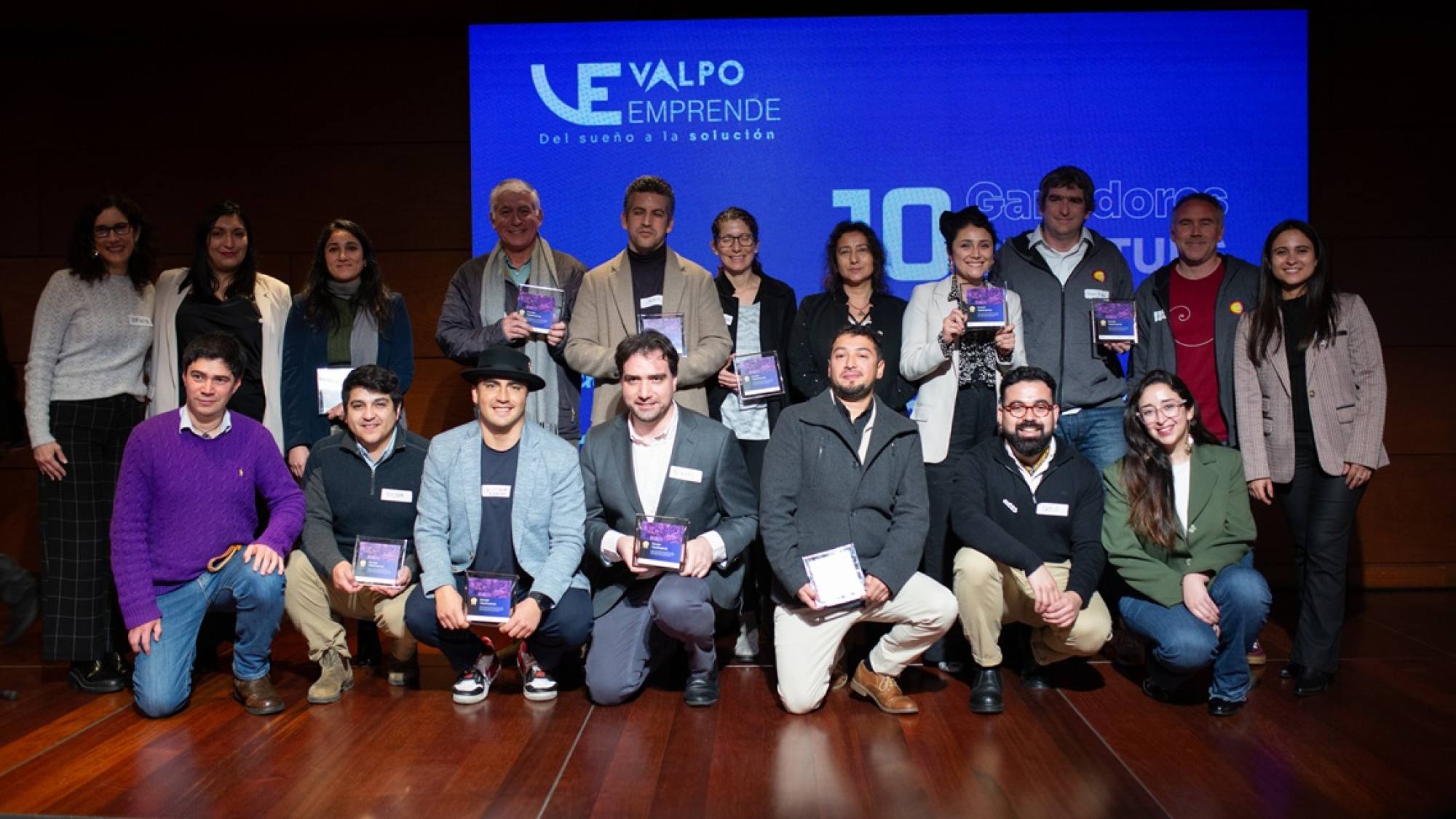 ValpoEmprende 2025 cierrasu primera edición con 10 startups ganadoras, ValpoEmprende