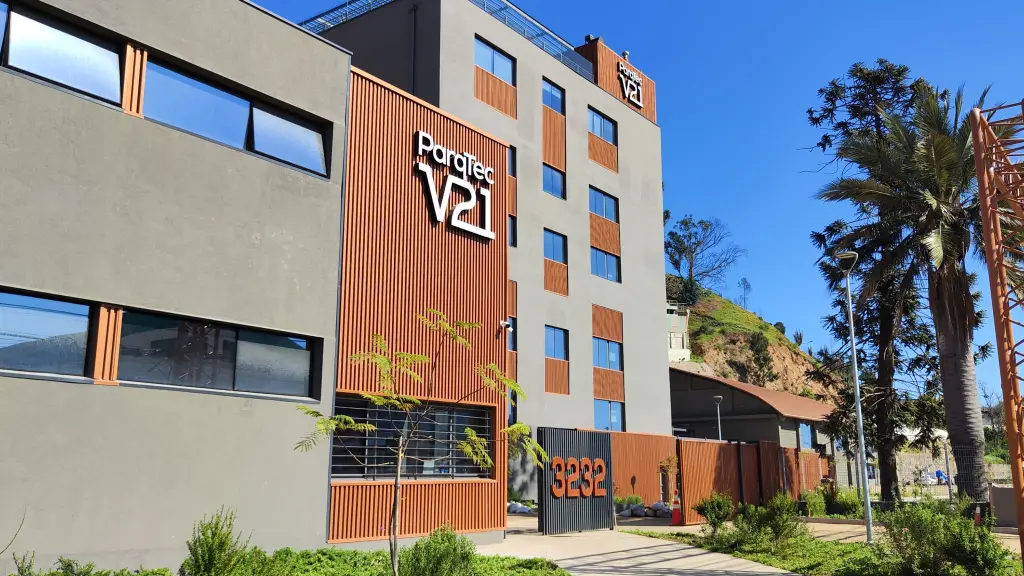 Distrito de Innovación V21 es finalista del Premio Avonni 2025 en la categoría Ciudad Nueva ,V21