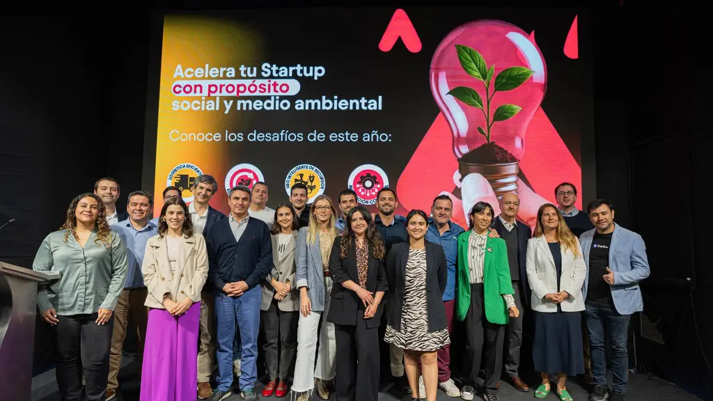 Startups finalistas competirán en el EtMday junto a 100+ Labs Chile ,100+ Labs Chile
