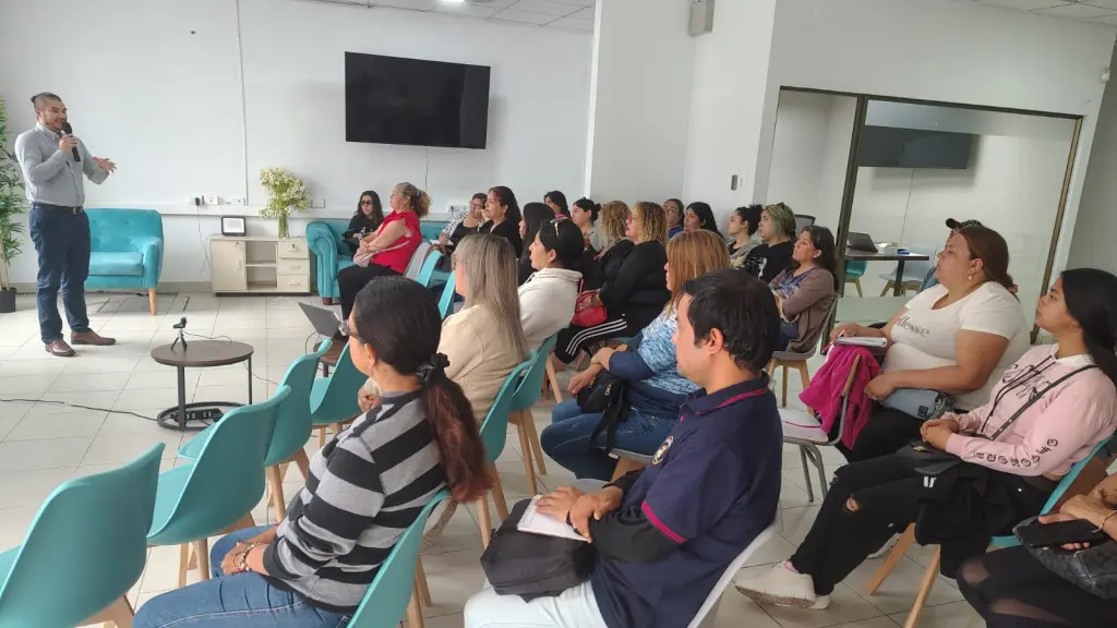 Activa tu Puesto 2025 inicia su nueva versión con 43 feriantes seleccionados en Taltal ,CEC Taltal