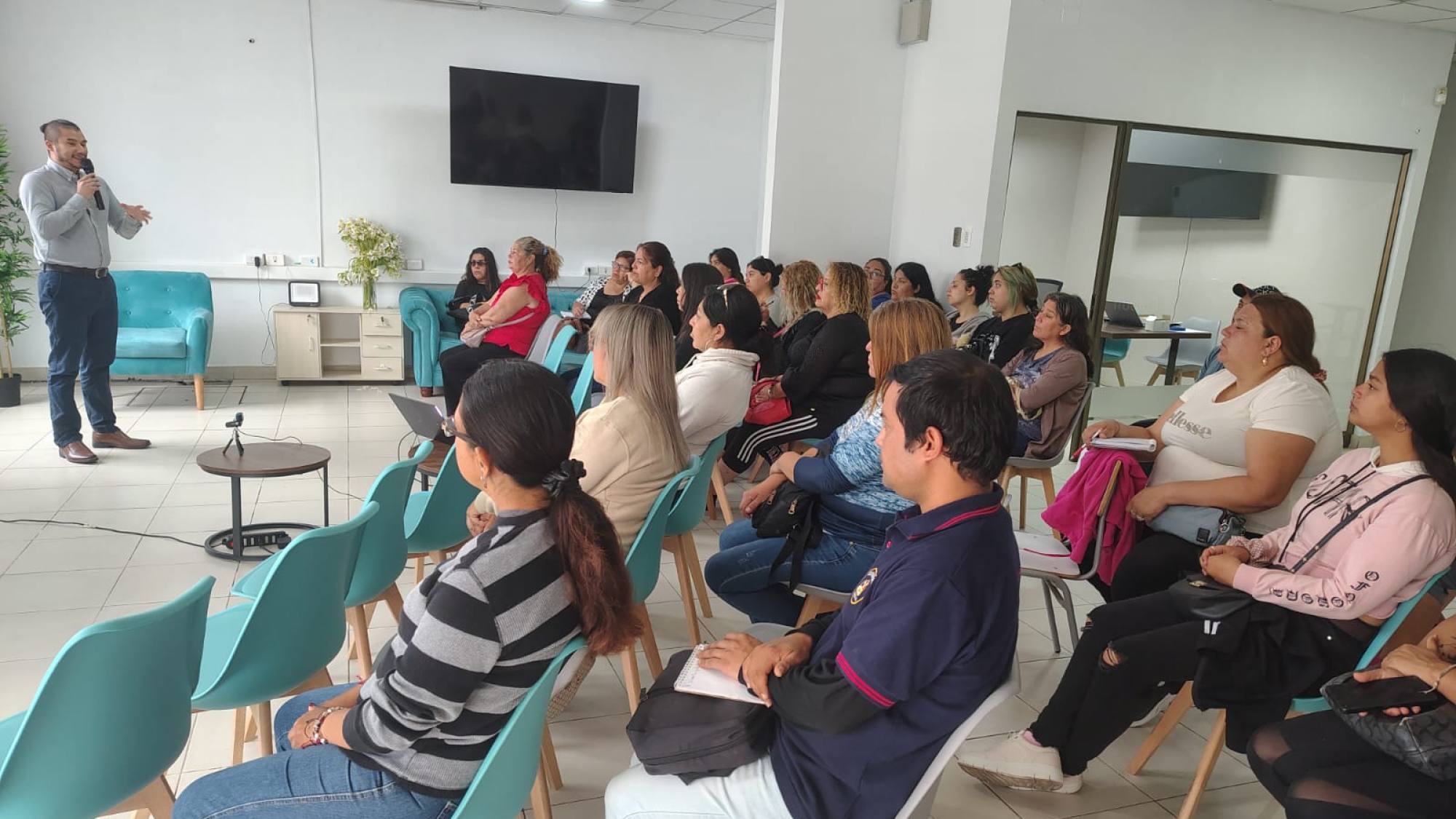 “Activa tu Puesto 2025” inicia su nueva versión con 43 feriantes seleccionados en Taltal, CEC Taltal