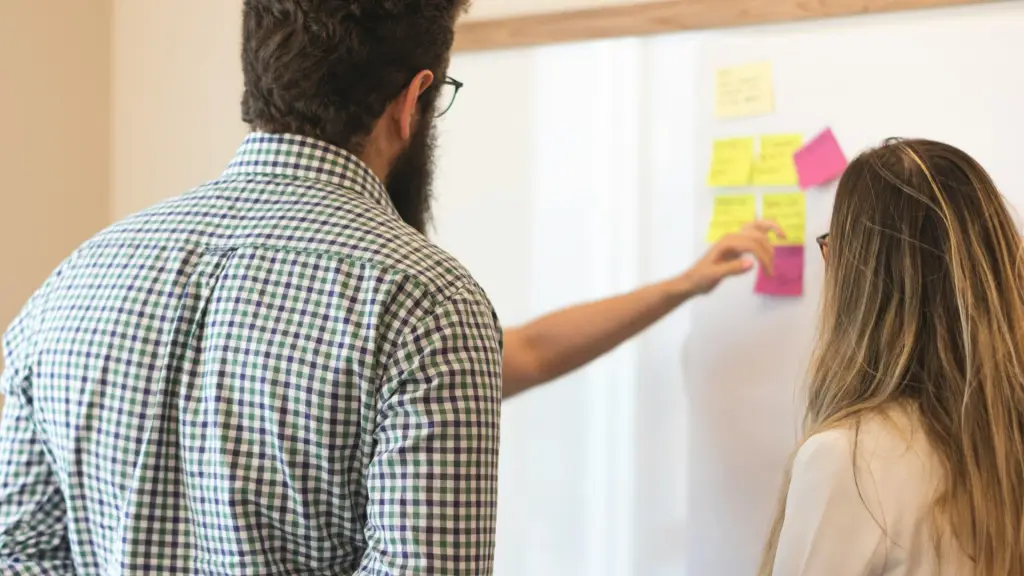 Centro de Emprendimiento Colbún Taltal impulsa taller de ChileCompra para emprendedores ,Unsplash