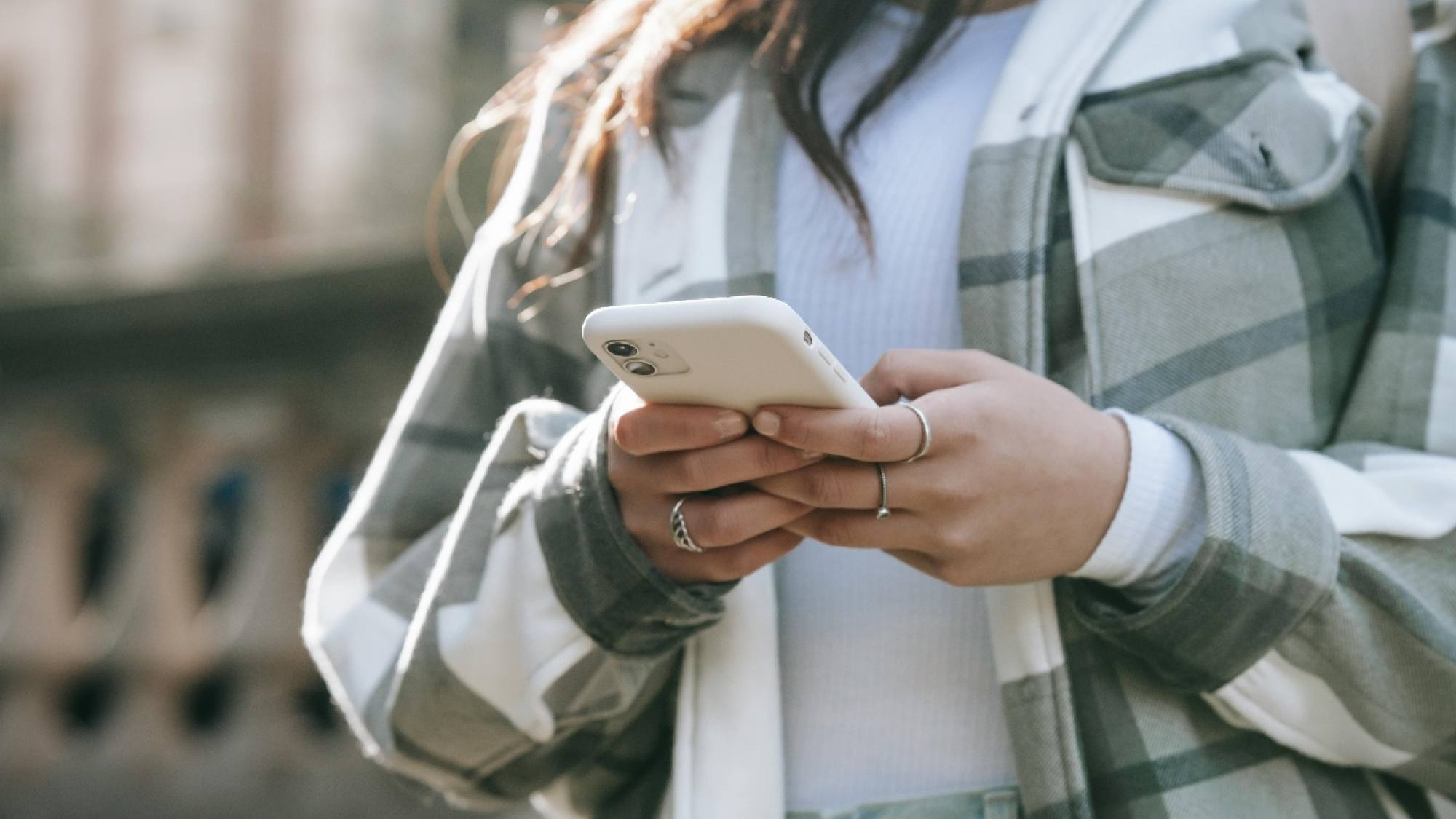 Portabilidad digital con eSIM, Pexels